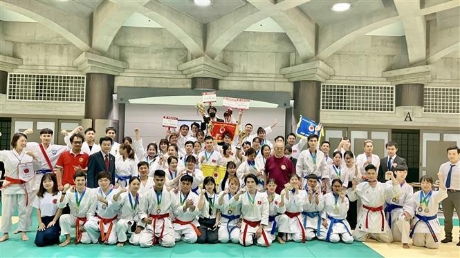 Đông đảo vận động viên dự giải đấu Karate của người Việt tại Nhật Bản. (Ảnh: TTXVN)