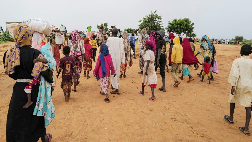 Nội chiến vượt tầm kiểm soát, hơn một triệu người chạy trốn khỏi Sudan 2