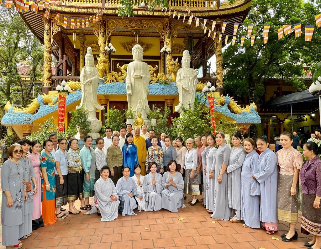 Trung ương Mặt trận Lào đánh giá cao đóng góp của Giáo hội Phật giáo Việt Nam tại Lào
