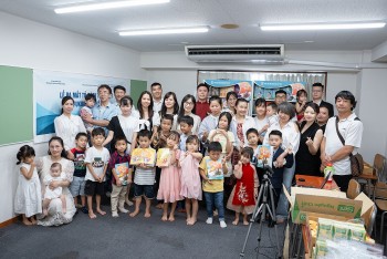 ra mat tu sach tieng viet tai fukuoka nhat ban