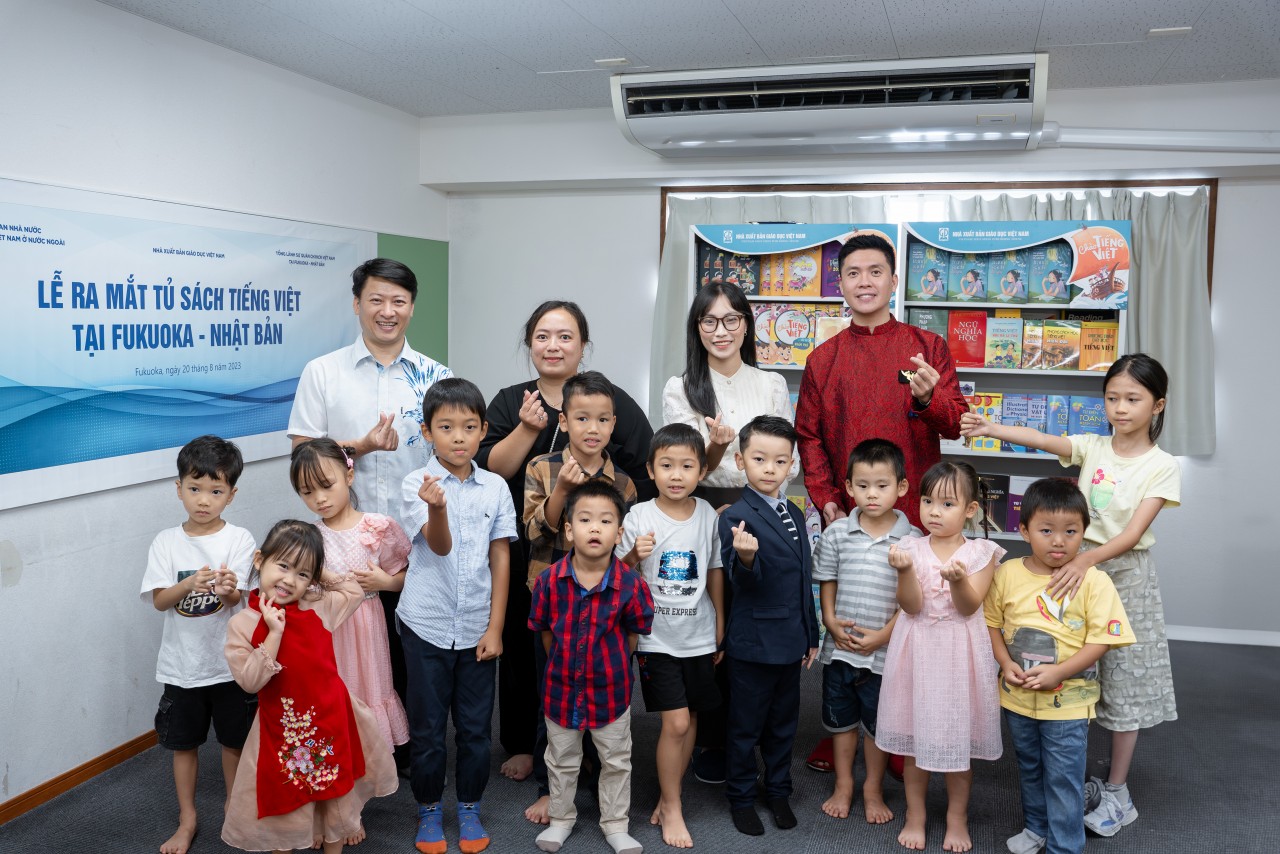 Phát triển hệ sinh thái sản phẩm hỗ trợ công tác dạy và học tiếng Việt tại nước ngoài
