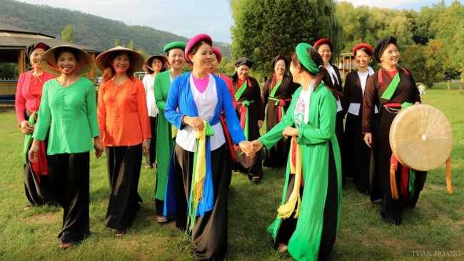 Trại hè "Hội làng quan họ Bắc Ninh" tại Cộng hoà Séc