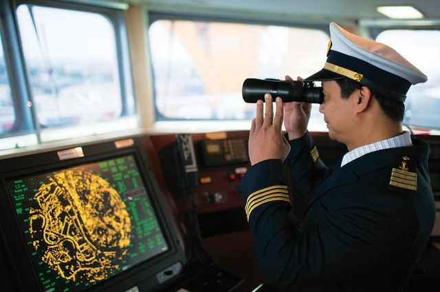 Đề xuất sửa quy định đăng ký thuyền viên làm việc trên tàu biển Việt Nam