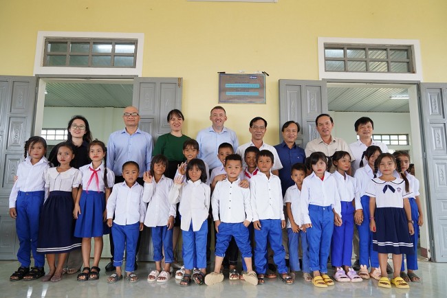 Plan International Việt Nam bàn giao công trình Điểm trường tiểu học Cu Tiêng (Quảng Trị)