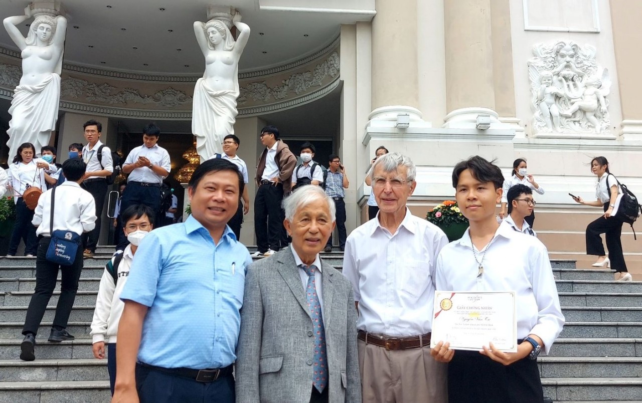 Quỹ học bổng Vallet trao trên 2.000 suất học bổng cho học sinh, sinh viên Việt Nam
