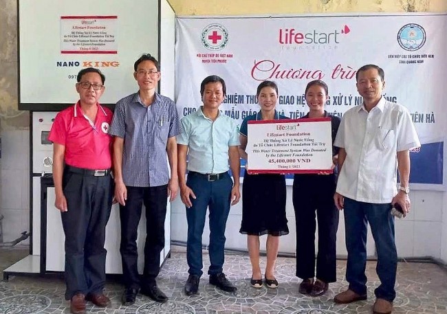 Lifestart Foundation tài trợ hệ thống xử lý nước uống cho 4 trường học Quảng Nam
