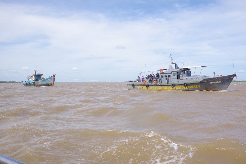 BĐBP tỉnh Sóc Trăng cứu hộ thành công tàu cá gặp nạn trên biển