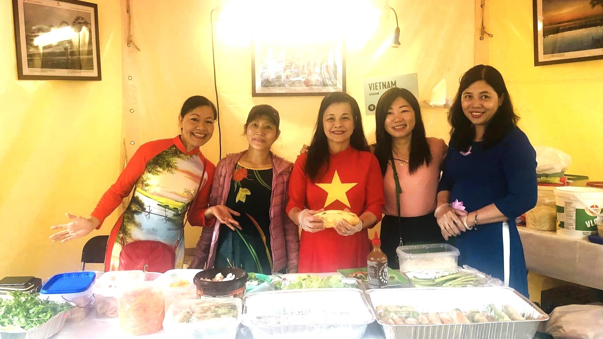Quảng bá văn hóa, ẩm thực Việt Nam tại Lễ hội các Đại sứ quán
