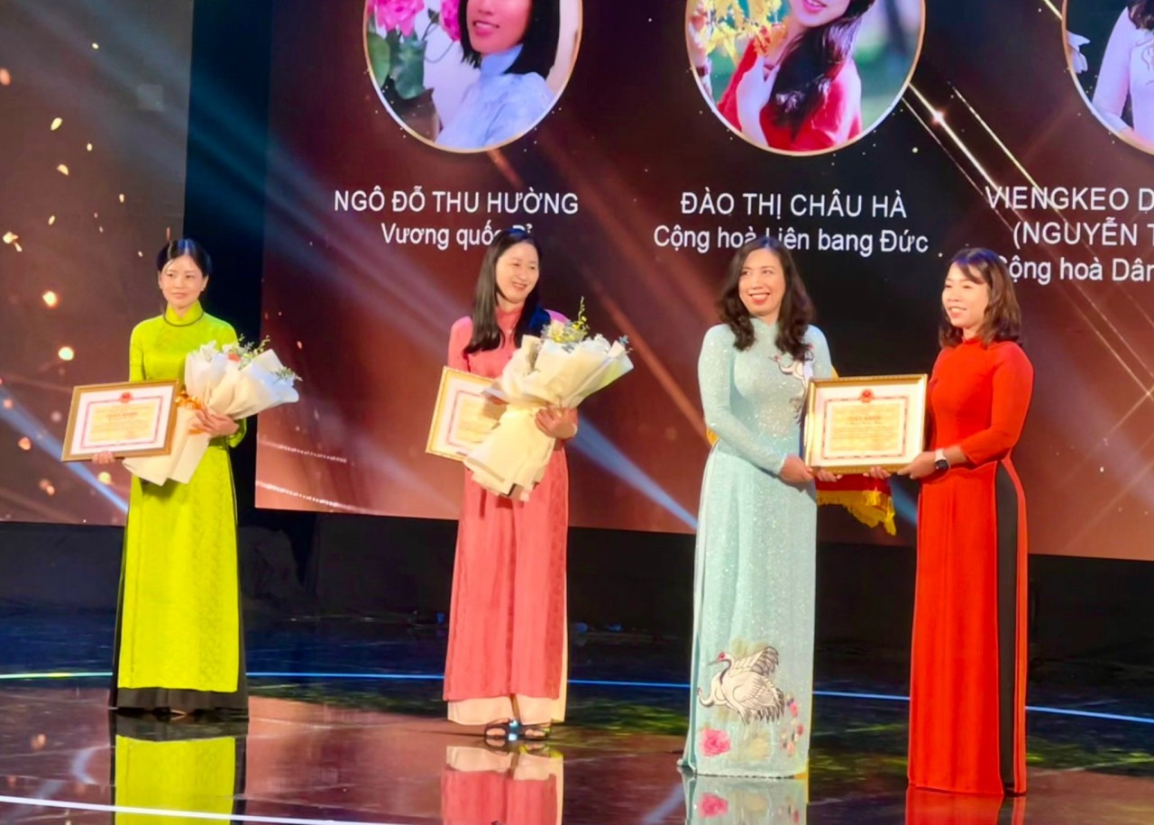 Gala “Tiếng Mẹ thân thương”: Câu chuyện truyền cảm hứng về tình yêu tiếng Việt