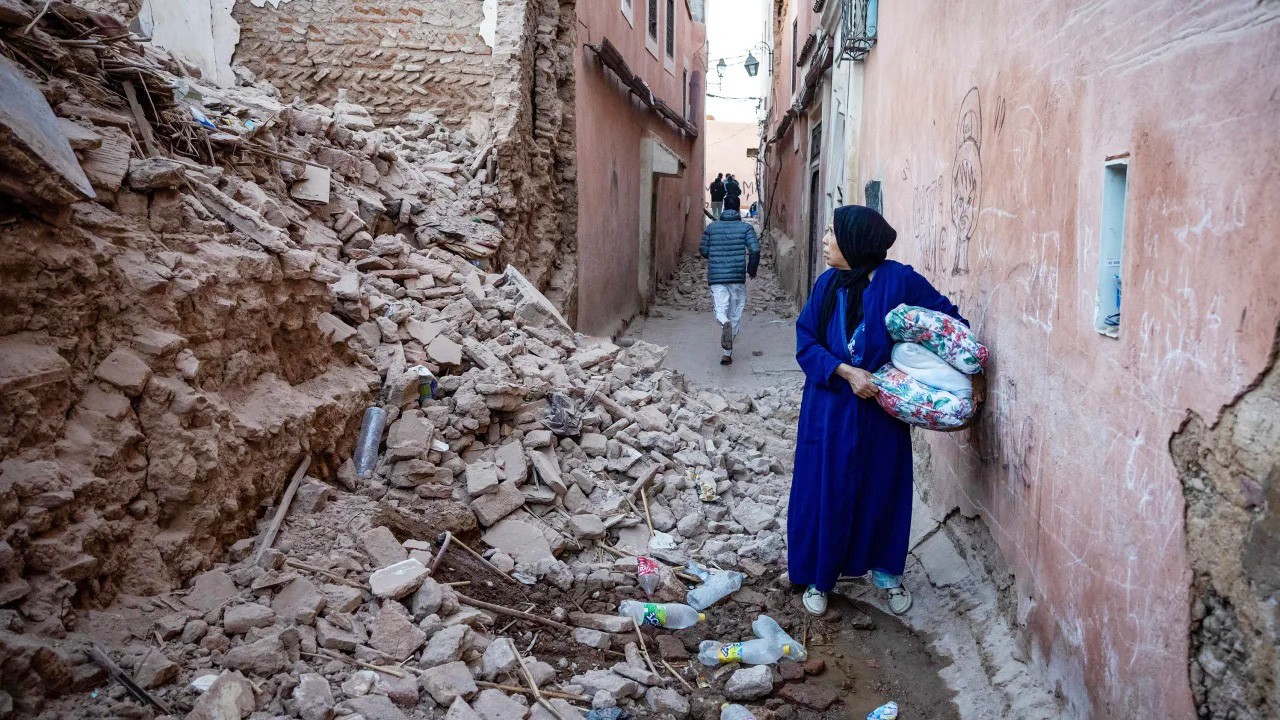 Người dân Maroc bàng hoàng trước trận động đất kinh hoàng 2