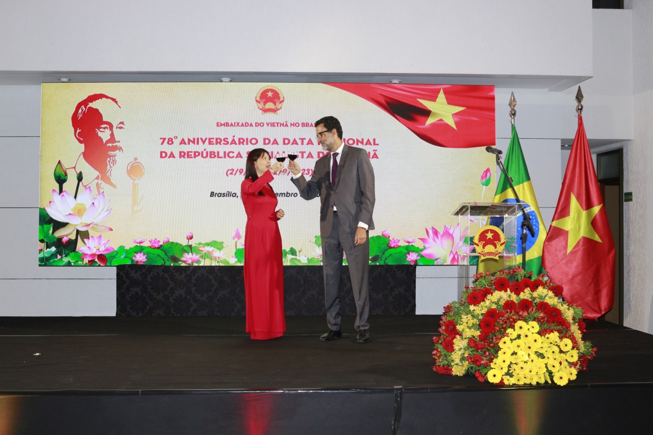 78 năm quốc khánh nước CHXHCN Việt Nam tại Brazil: chia sẻ thông tin về thành tựu hợp tác, phát triển hai nước