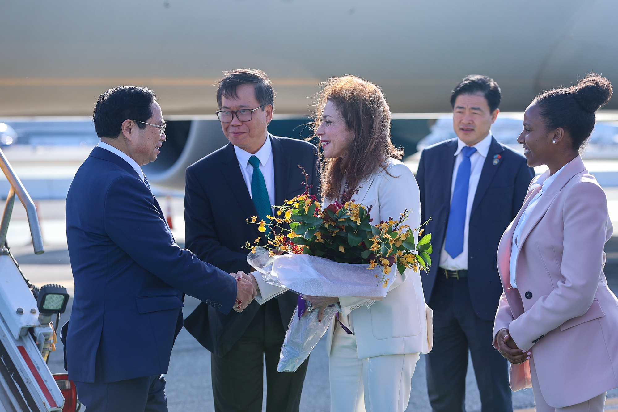Thủ tướng Phạm Minh Chính tới Hoa Kỳ, bắt đầu chuyến công tác tham dự Tuần lễ Cấp cao Đại hội đồng LHQ và hoạt động song phương tại Hoa Kỳ - Ảnh 2.