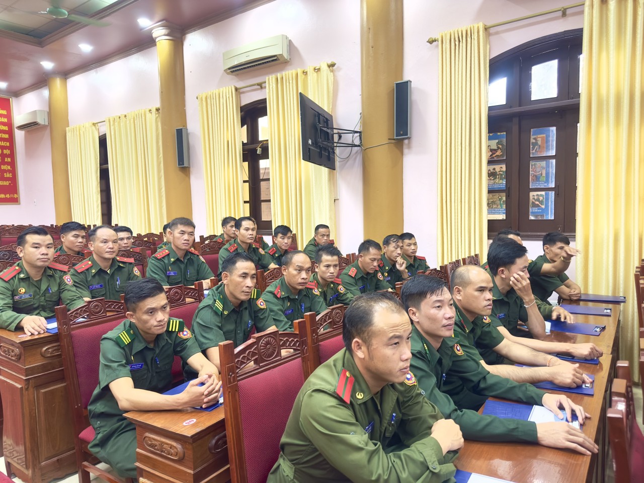 Khai mạc lớp tập huấn công tác quản lý biên giới cho 40 cán bộ Biên phòng Lào