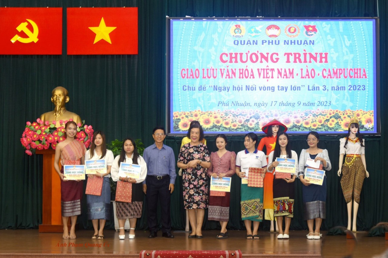 72 sinh viên Lào, Campuchia trải nghiệm, tìm hiểu về đời sống văn hóa Việt Nam