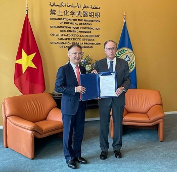 Việt Nam thúc đẩy hợp tác với Tổ chức Cấm Vũ khí Hóa học