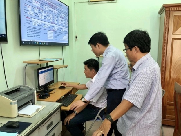 Tỉnh Bình Thuận giám sát tàu cá hoạt động trên biển qua thiết bị VMS. Ảnh: KS/BNN
