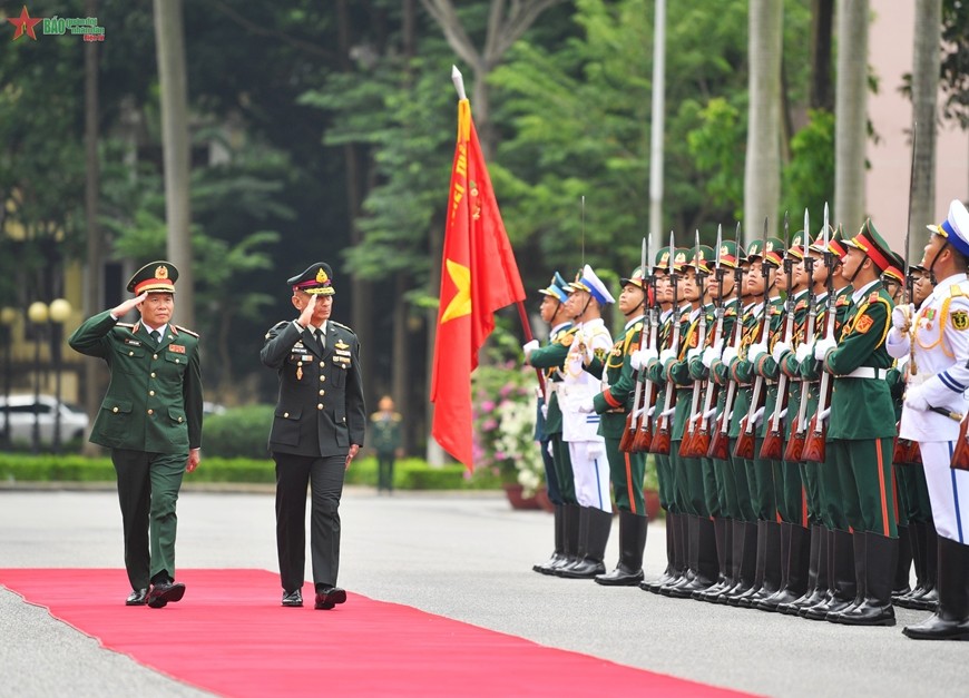 Tư lệnh Quốc phòng Thái Lan thăm chính thức Việt Nam