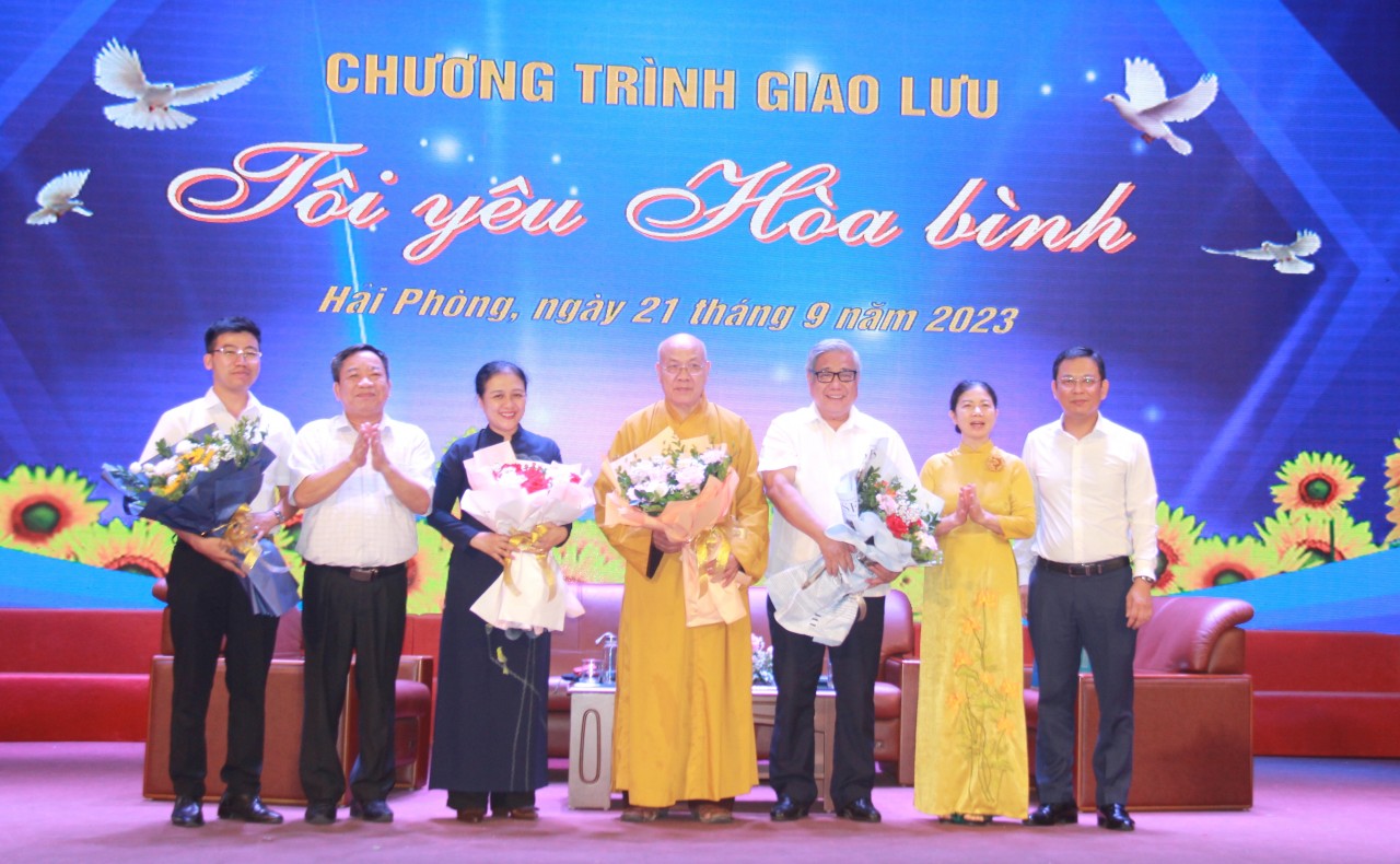 Gieo "hạt giống" hòa bình