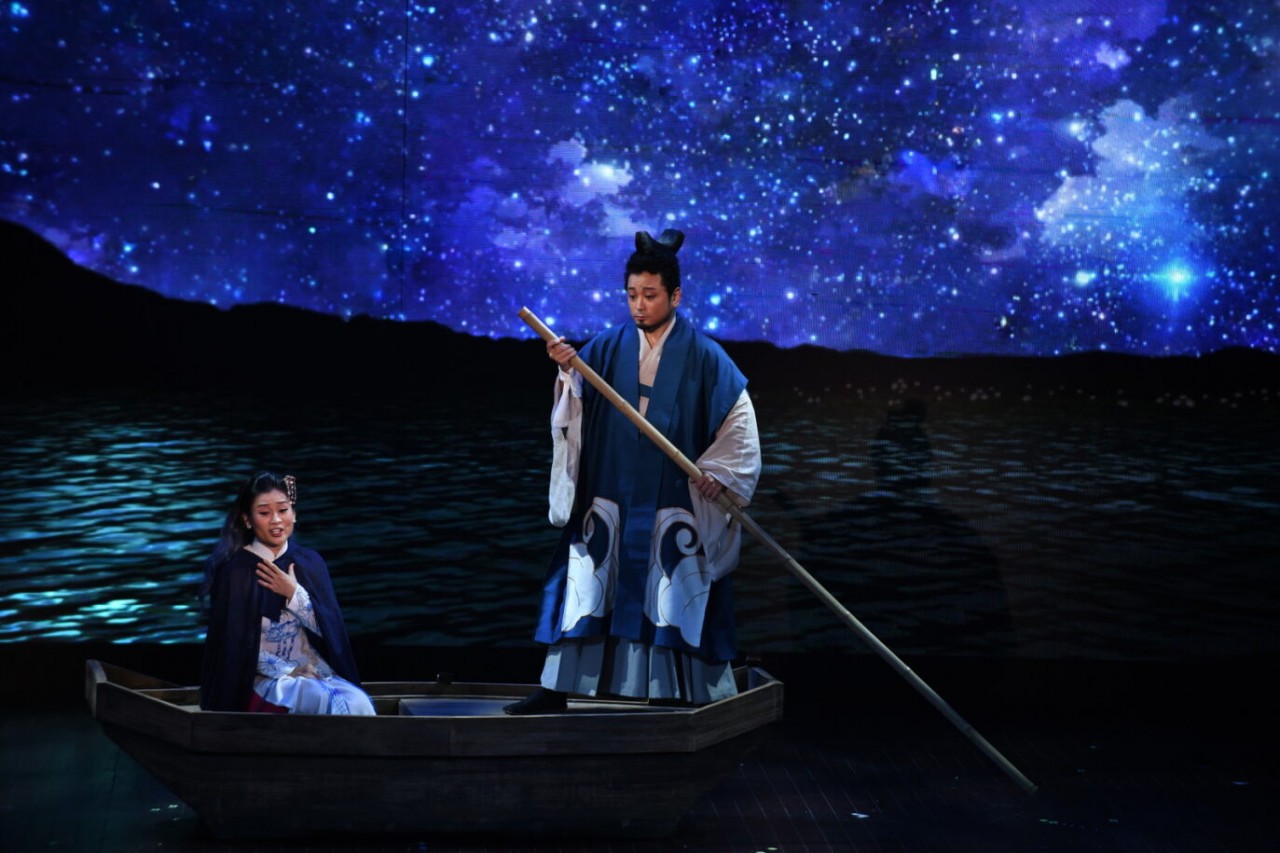 Hoàng Thái tử và Công nương Nhật Bản tham dự lễ ra mắt vở opera “Công nữ Anio”