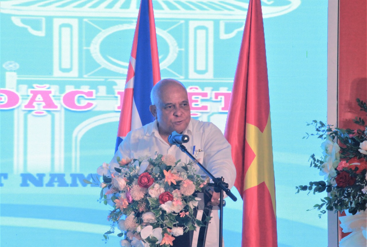 Đại sứ Cộng hòa Cuba tại Việt Nam Orlando Nicolas Hernandez Guillen