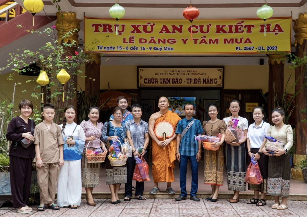 Đà Nẵng: Lớp học tiếng Việt dành cho các sinh viên Lào, Thái Lan tại chùa Tam Bảo