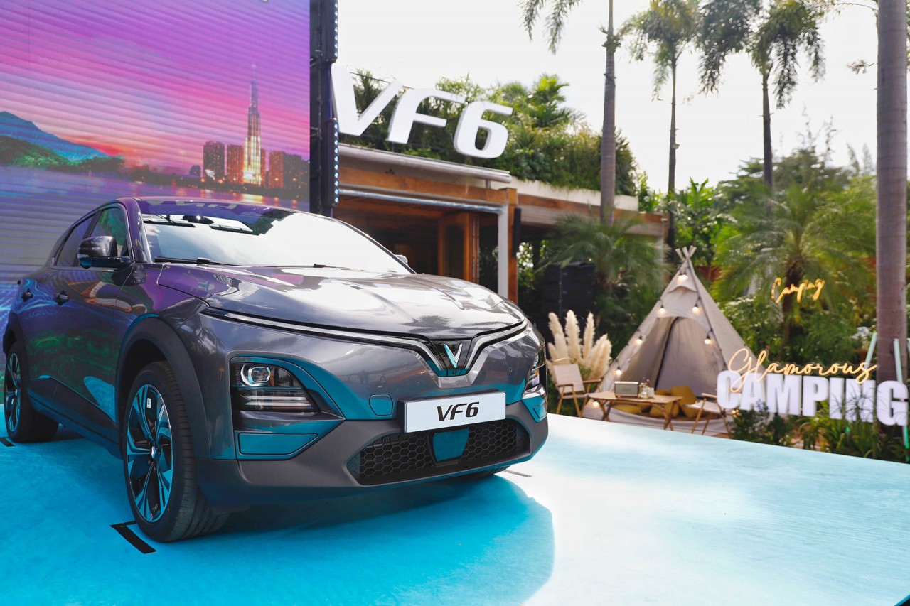 VinFast chính thức ra mắt mẫu SUV điện VF6 dành cho gia đình Việt