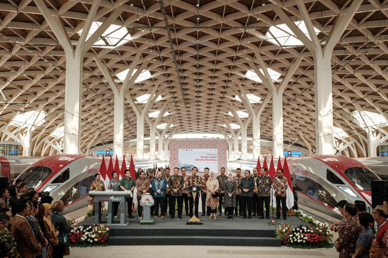 Indonesia vận hành tuyến đường sắt cao tốc đầu tiên ở Đông Nam Á 3