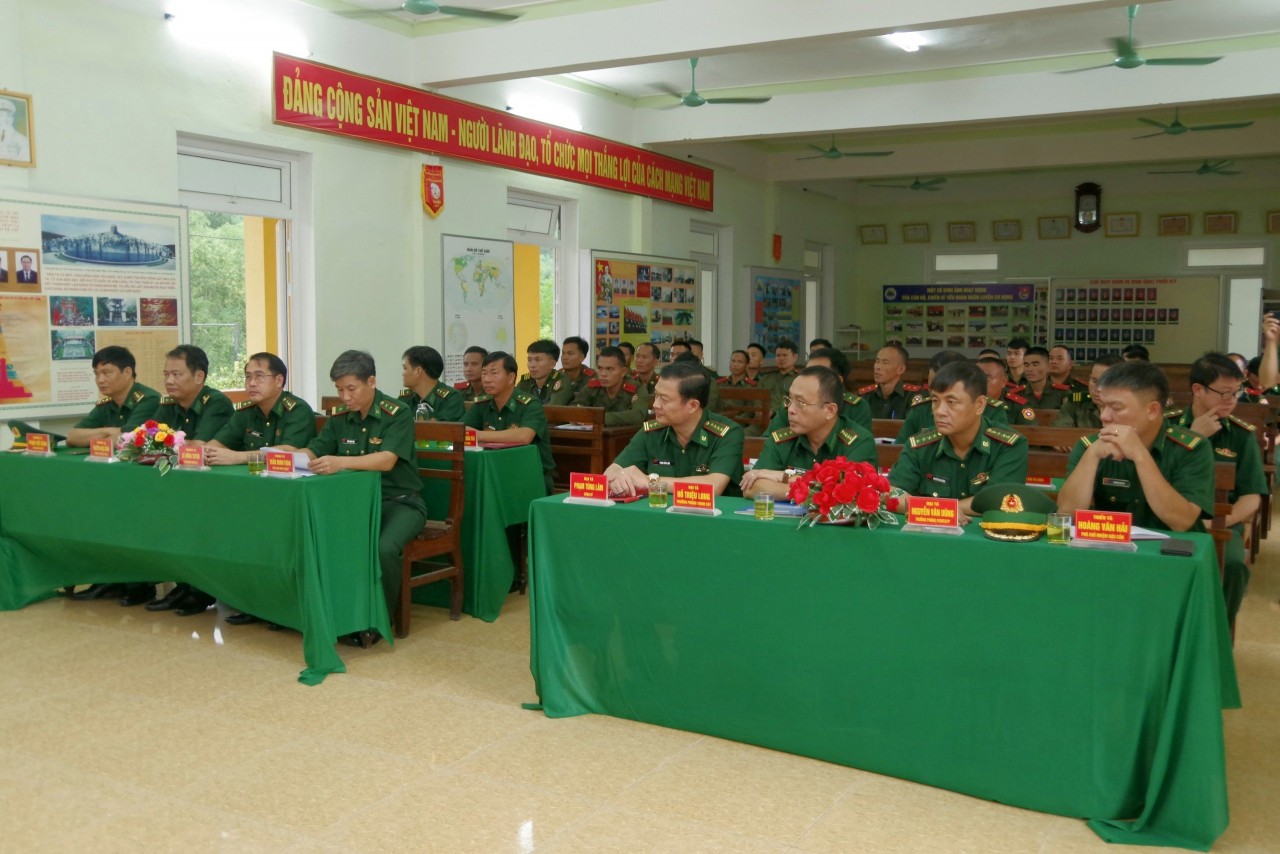 Thừa Thiên Huế: Khai mạc tập huấn nghiệp vụ Biên phòng cho cán bộ quân đội nhân dân Lào
