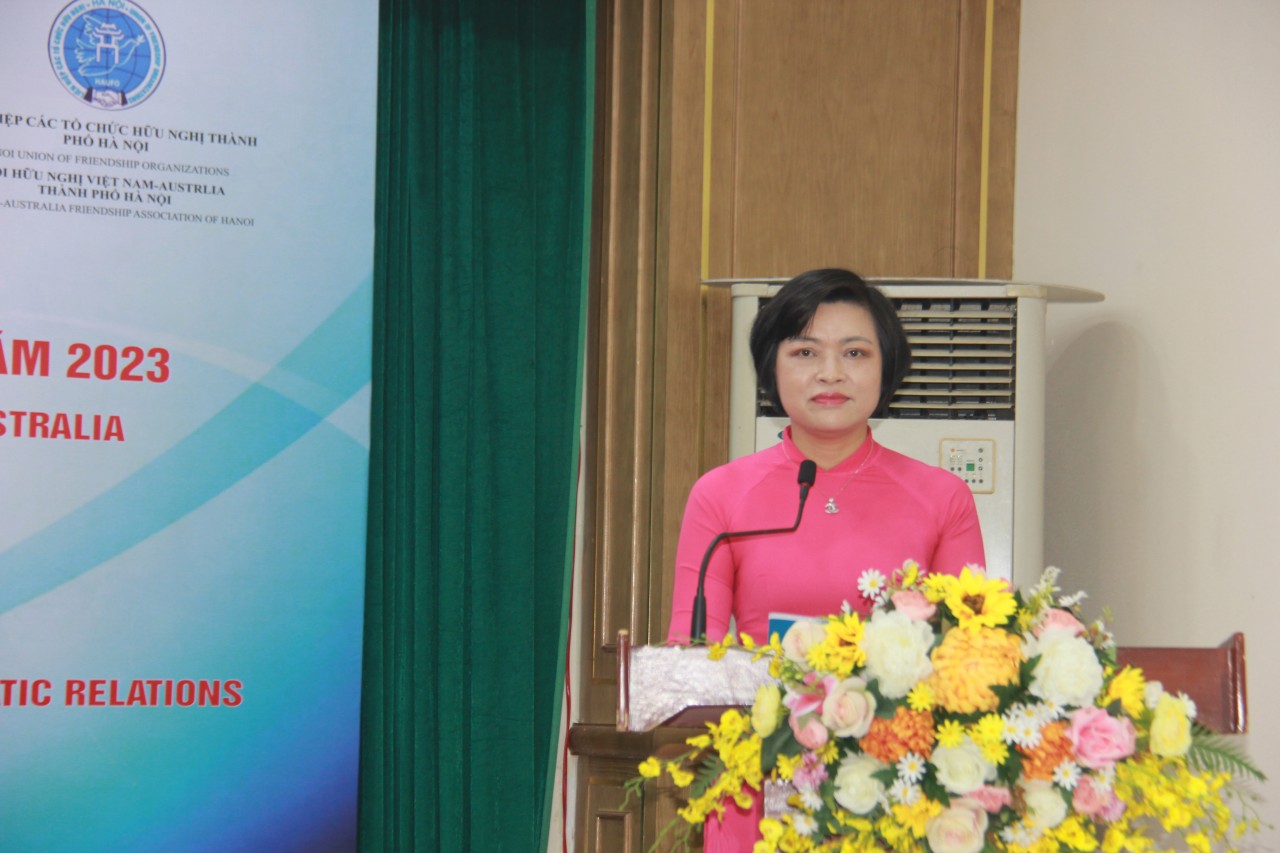 bà Trần Thị Phương, Phó Chủ tịch Thường trực Liên hiệp các tổ chức hữu nghị thành phố Hà Nội