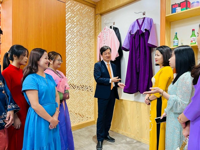 Khai trương Góc không gian văn hóa Hàn Quốc tại Phú Thọ