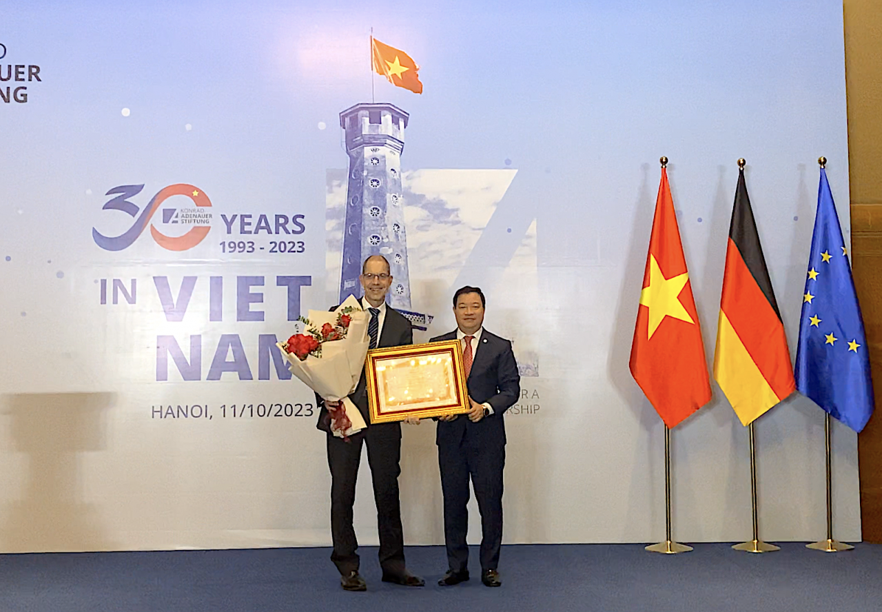 Ghi nhận đóng góp của tổ chức Konrad Adenauer-Stiftung cho sự phát triển của Việt Nam