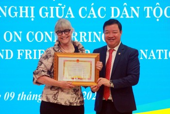 VUFO ghi nhận đóng góp của người hỗ trợ các chương trình chăm sóc mắt tại Việt Nam