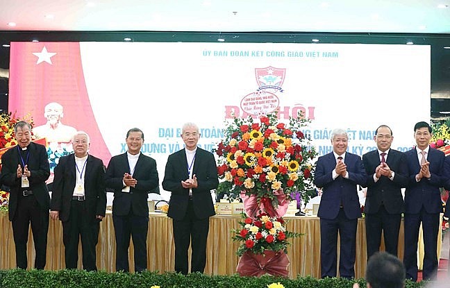 Lan tỏa tinh thần 'Hiệp hành-Chia sẻ-Phục vụ' đến mọi đồng bào Công giáo