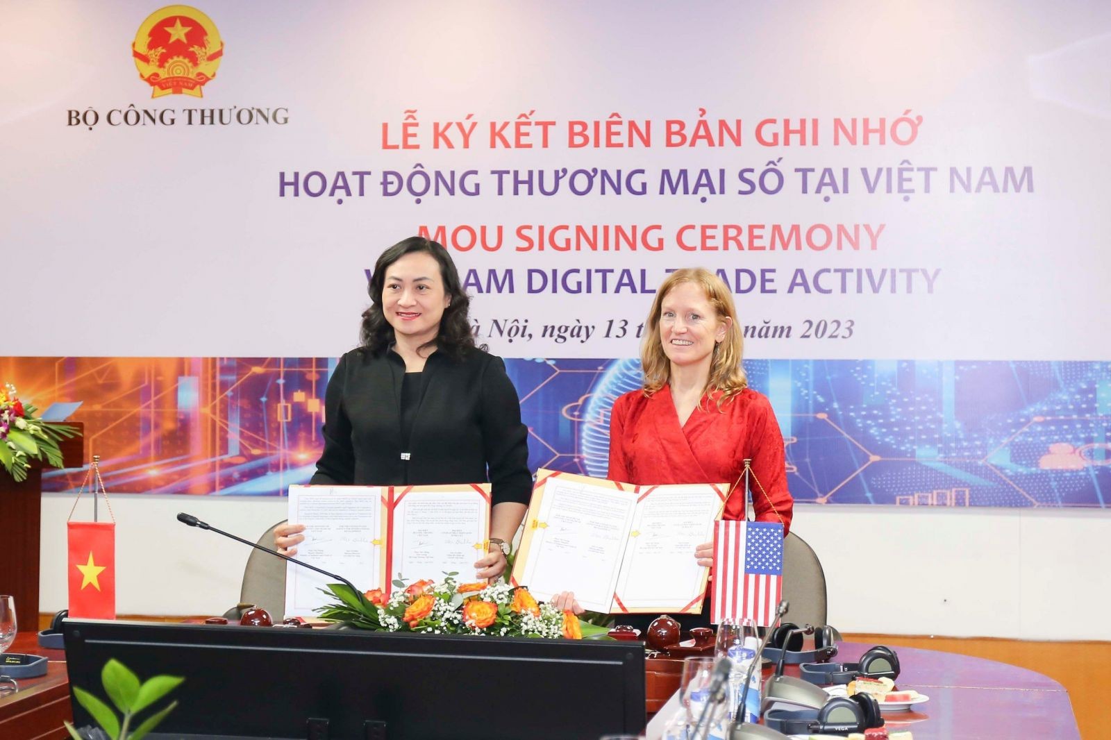Hoa Kỳ hỗ trợ Việt Nam phát triển thương mại số