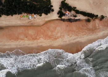 Outlook Traveller: 7 bãi biển đẹp ở Việt Nam du khách nên ghé thăm