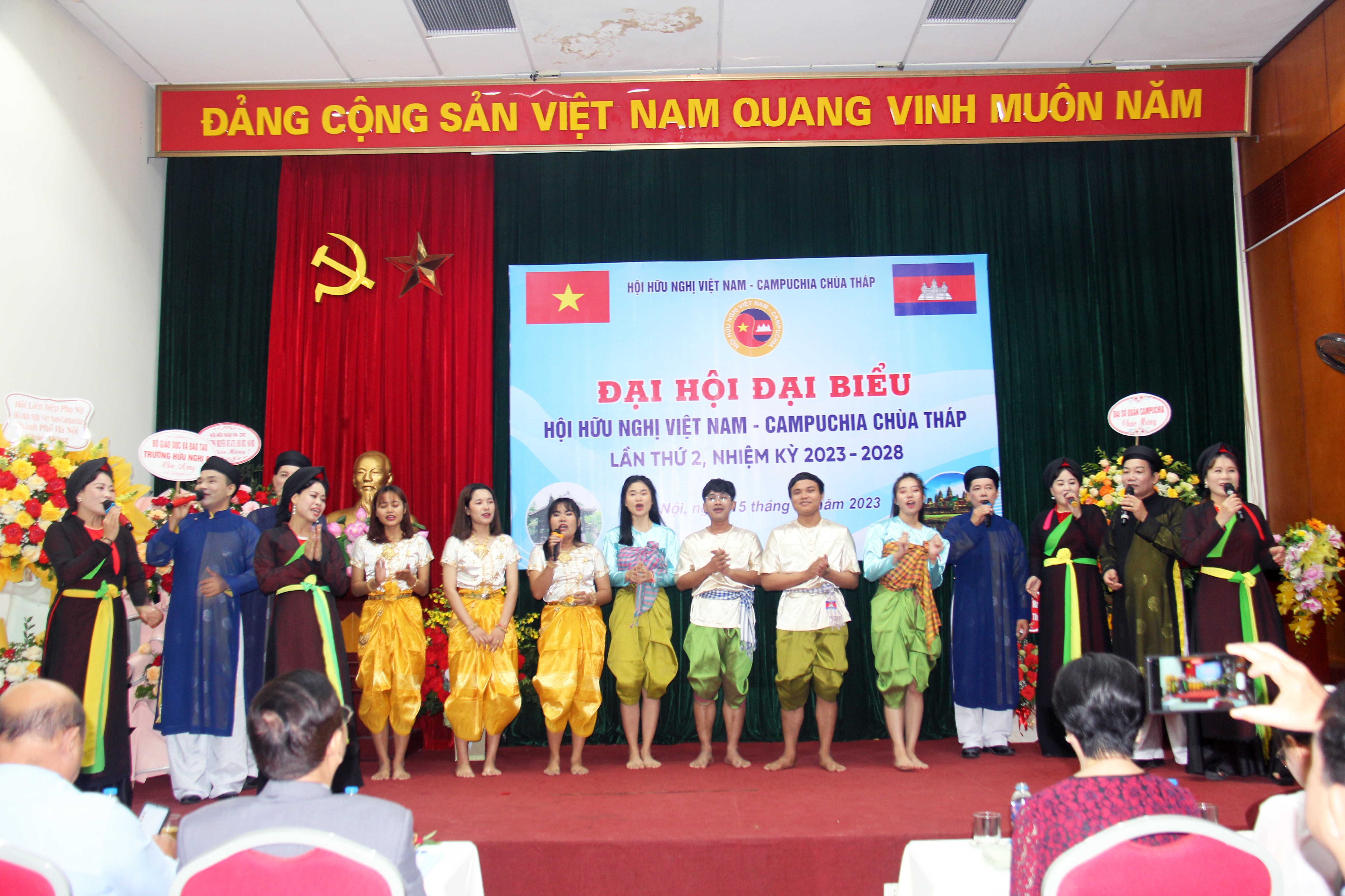 Hội hữu nghị Việt Nam - Campuchia Chùa Tháp: Đỡ đầu 25-30 lưu học sinh Campuchia trong nhiệm kỳ 2023-2028