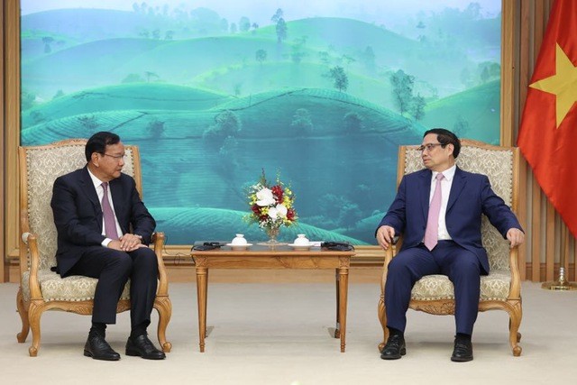 Thủ tướng Chính phủ tiếp Trưởng Ban Đối ngoại Đảng Nhân dân Campuchia