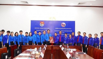 Thanh niên thủ đô hai nước Việt Nam - Lào trao đổi các mô hình hay