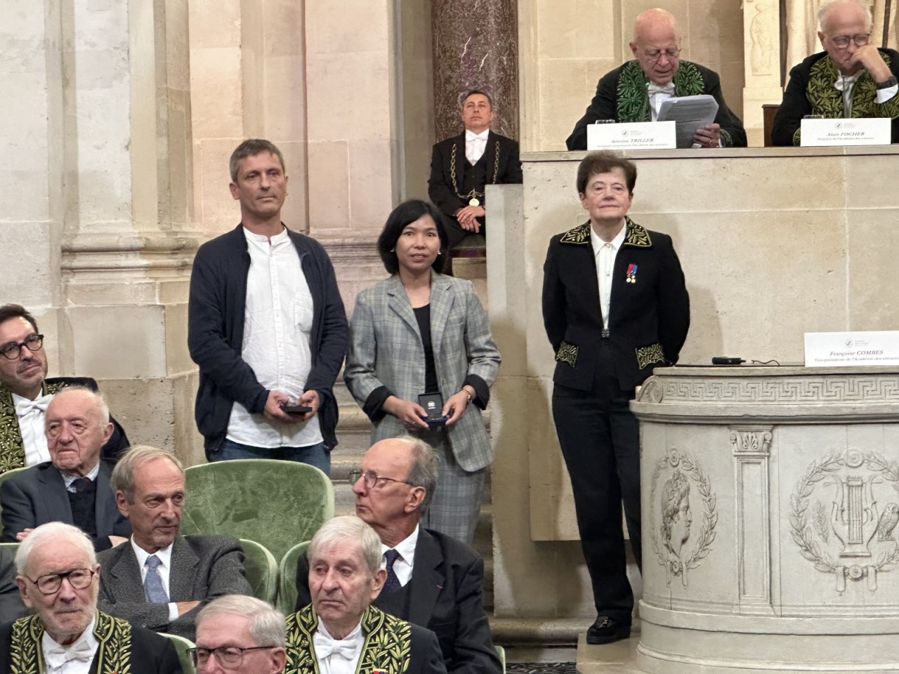 Hai nhà khoa học Việt Nam nhận giải thưởng của Viện Hàn lâm Pháp