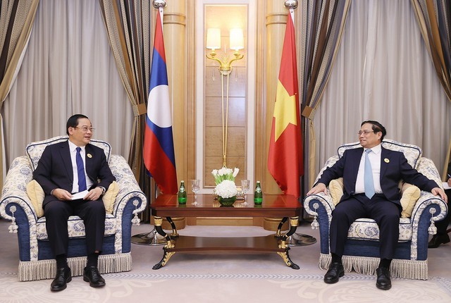 Thủ tướng Phạm Minh Chính chúc mừng Lào đảm nhiệm vai trò Chủ tịch ASEAN/AIPA 2024 và khẳng định Việt Nam sẵn sàng hỗ trợ Lào đảm nhận thành công vai trò này (Ảnh: VGP/Nhật Bắc).