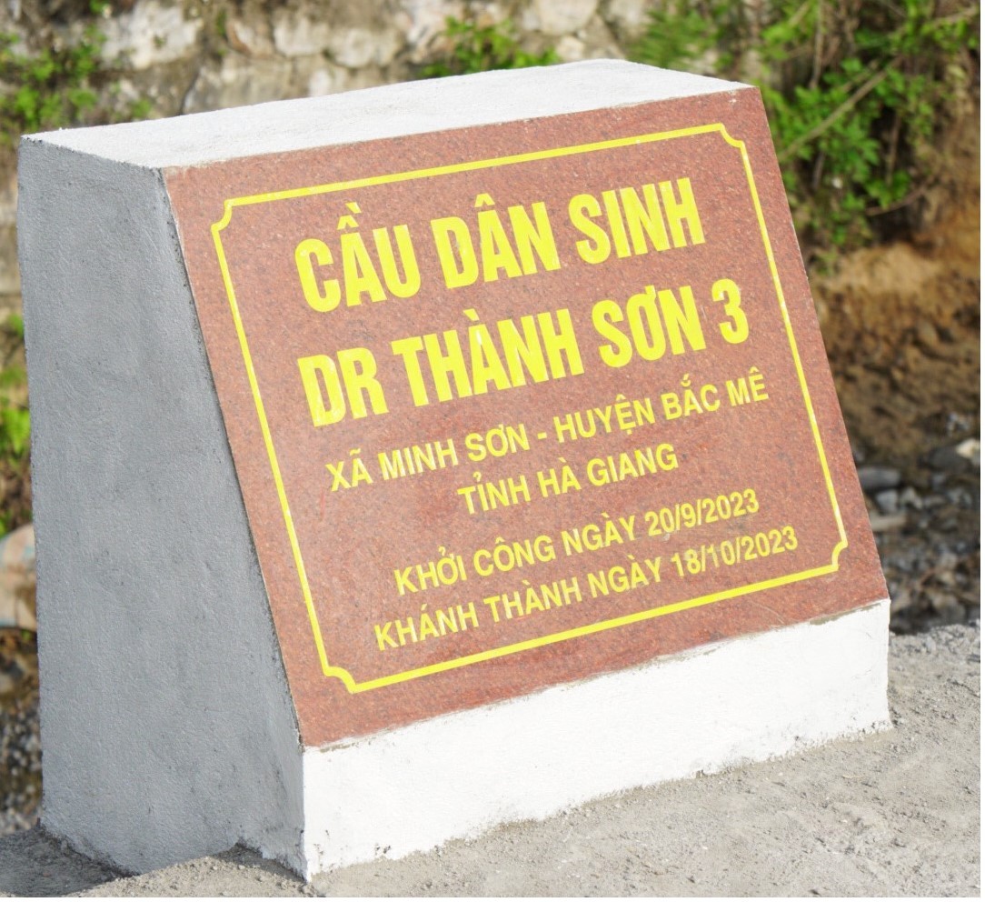 Cầu Dr Thành Sơn 03 được xây dựng tại thôn Bình Ba, xã Minh Sơn, huyện Bắc Mê, tỉnh Hà Giang.