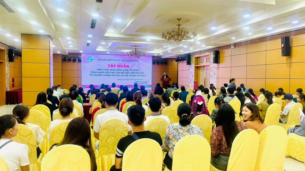 Lớp tập huấn được tổ chức tại thành phố Hạ Long (Quảng Ninh).