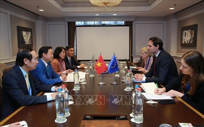 Việt Nam sẵn sàng làm cầu nối giúp EU kết nối với khu vực