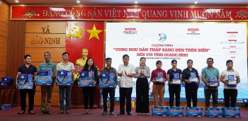 Nhiều hoạt động ý nghĩa qua Chương trình “Cùng ngư dân thắp sáng đèn trên biển” tại Quảng Bình