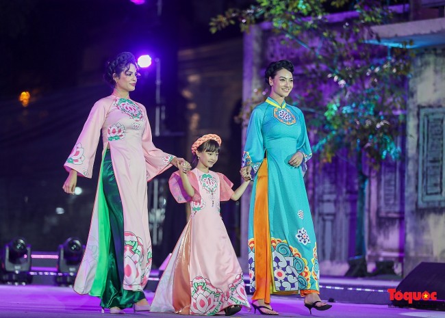 Thêm không gian lan tỏa vẻ đẹp áo dài Việt