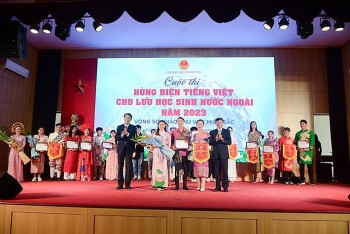 Lưu học sinh nước ngoài tại 65 trường đại học tranh tài hùng biện tiếng Việt