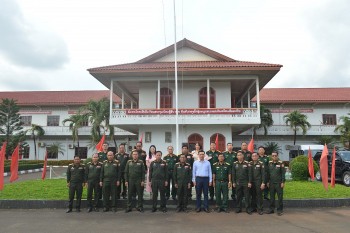 Thêm nghĩa tình sẻ chia với nước bạn Lào