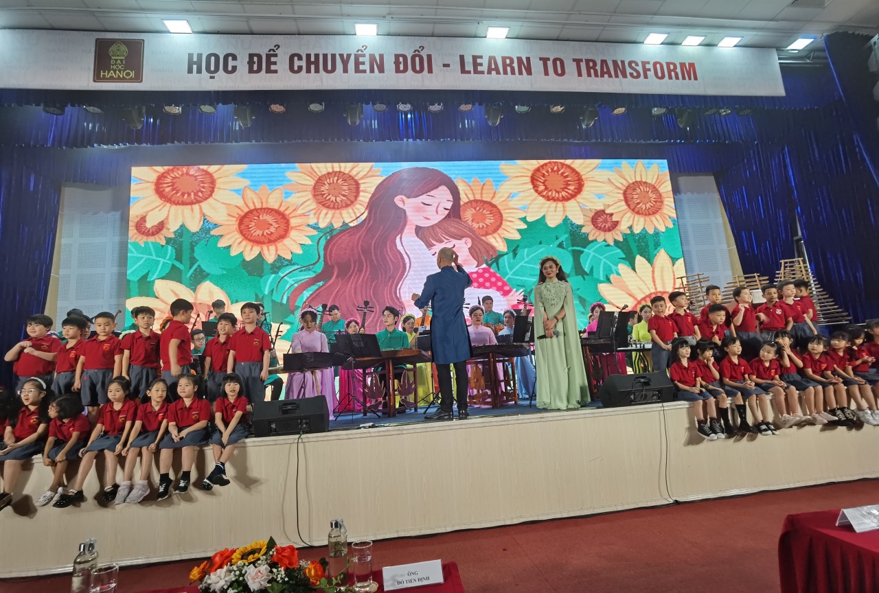 400 thanh niên Việt Nam và Trung Quốc giao lưu thông qua ngôn ngữ âm nhạc