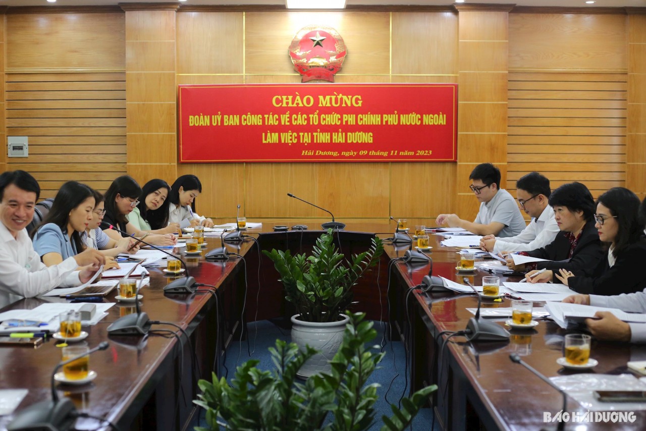 Đoàn Ủy ban Công tác về các tổ chức phi chính phủ nước ngoài làm việc với tỉnh Hải Dương. (Ảnh: Báo Hải Dương)