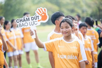 Giao hữu bóng đá "Tô cam giấc mơ": Vì một tương lai an toàn cho phụ nữ và trẻ em